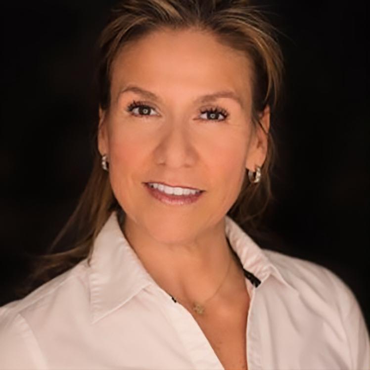 Dr. Tina Adams, chiropractor and Instant Insoles provider partner in Fort Lauderdale, Florida